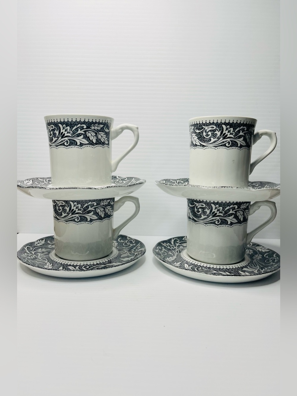 Set of 4 Vintage J&G Meakin Ironstone Black Renaissance Tea cups/ Saucers